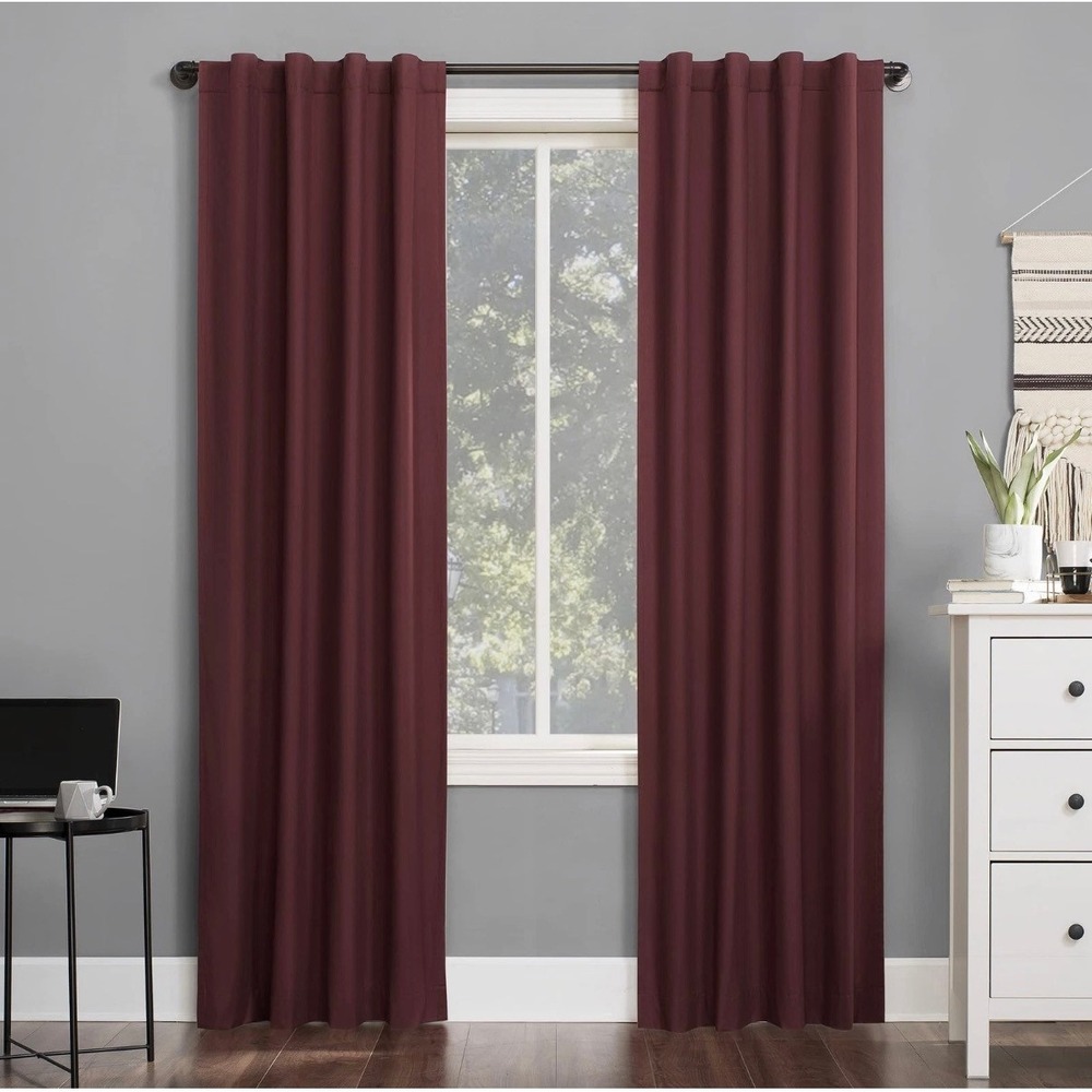 Sun Zero Thermal Blackout Curtain Panel Cyrus 40x84 Wine Burgundy